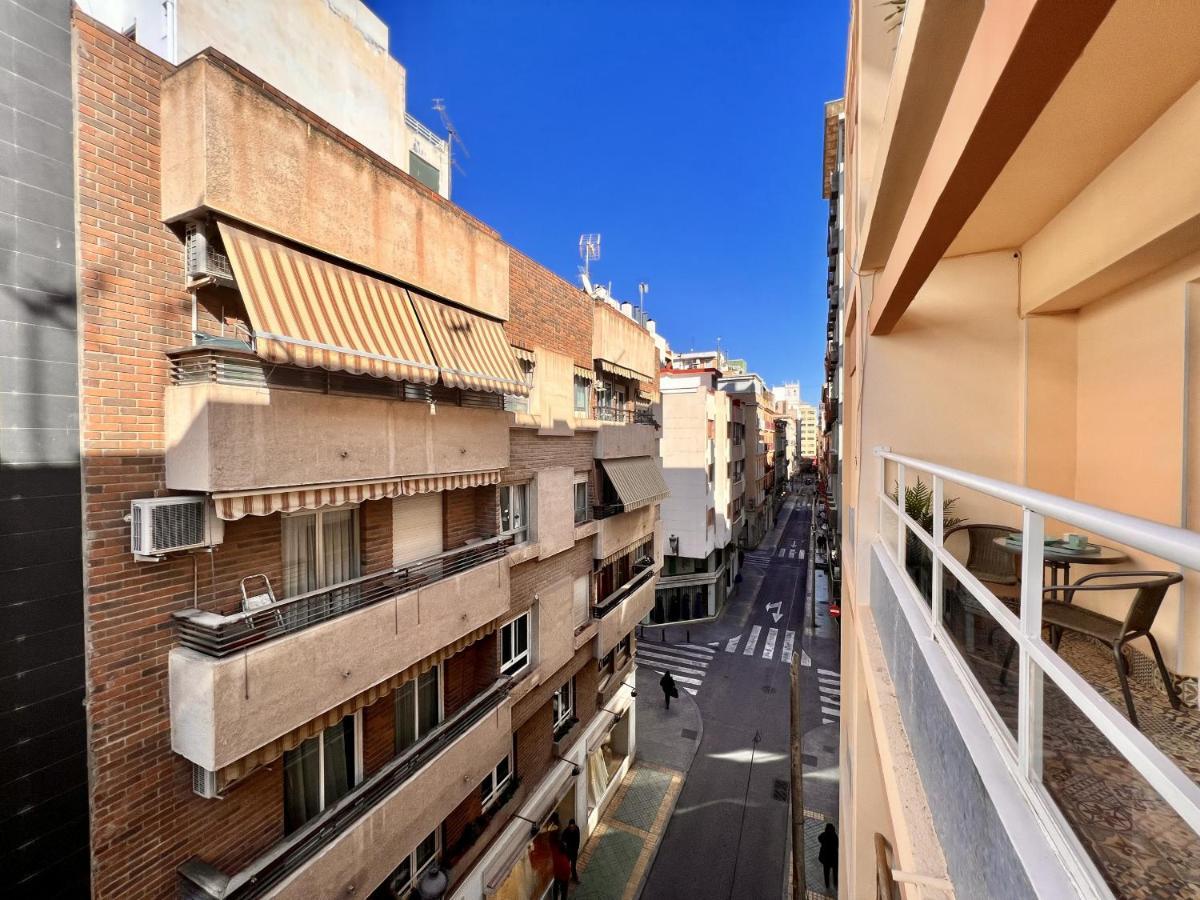 Downtown Apartment By United Renters Alicante Exterior foto